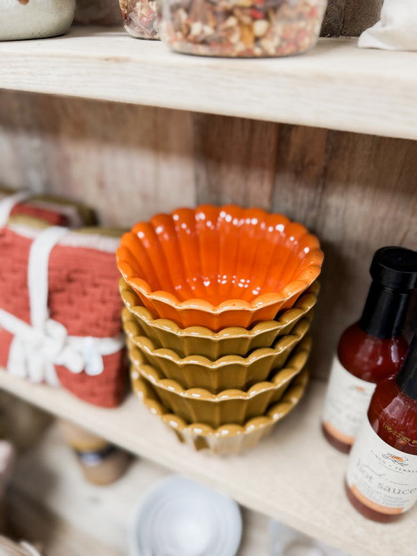 Autumn Pleated Scalloped Bowl