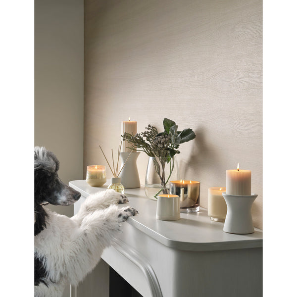 Winter White Small Boxed Crackle Glass Candle