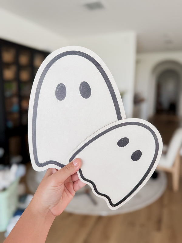 Wood Ghost Shelf Sitter