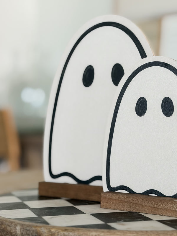 Wood Ghost Shelf Sitter