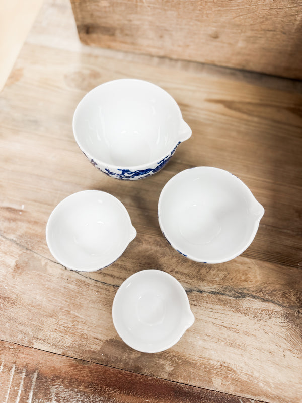 Blue Floral Measuring Cups