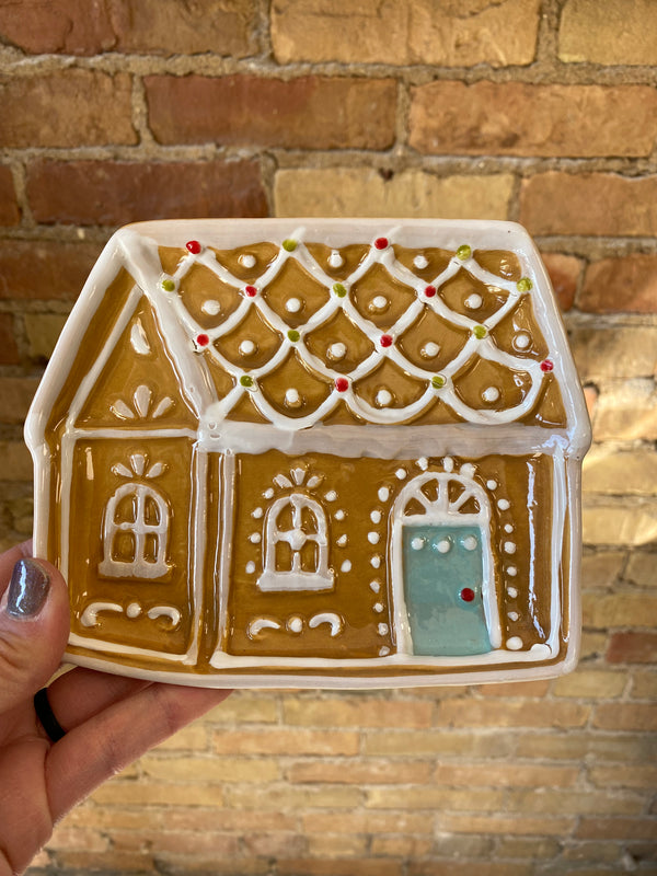 Gingerbread House Plates