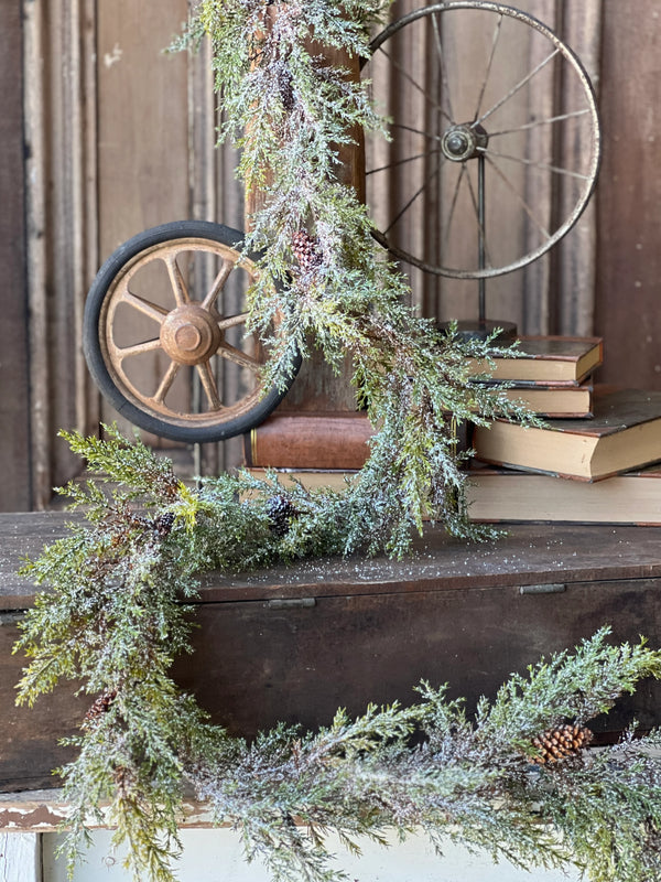 Prickly Pine Garland