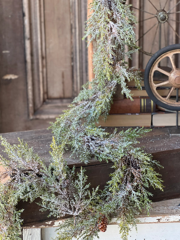 Prickly Pine Garland