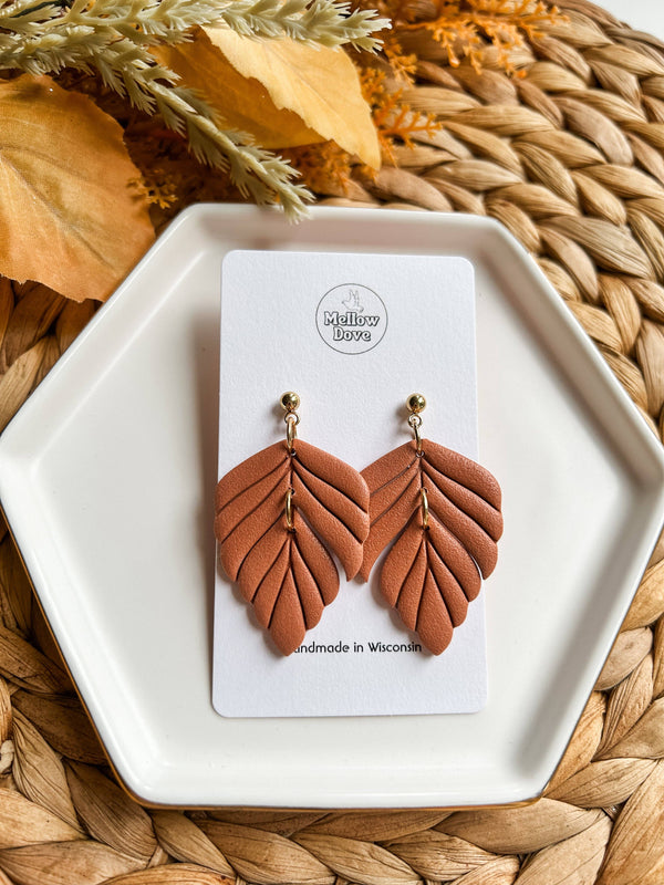 Neutral Fall Leaf Dangle